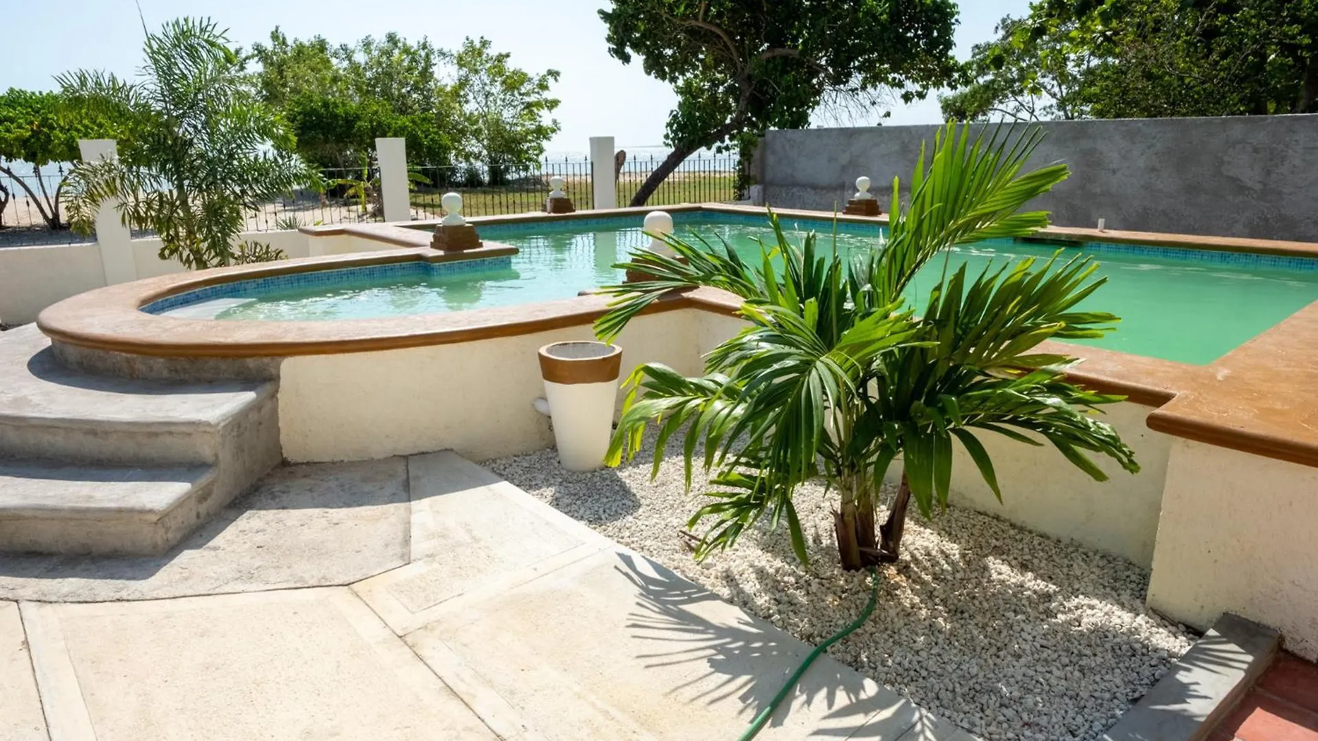 Indigo Beach Villa Black River Gasthof