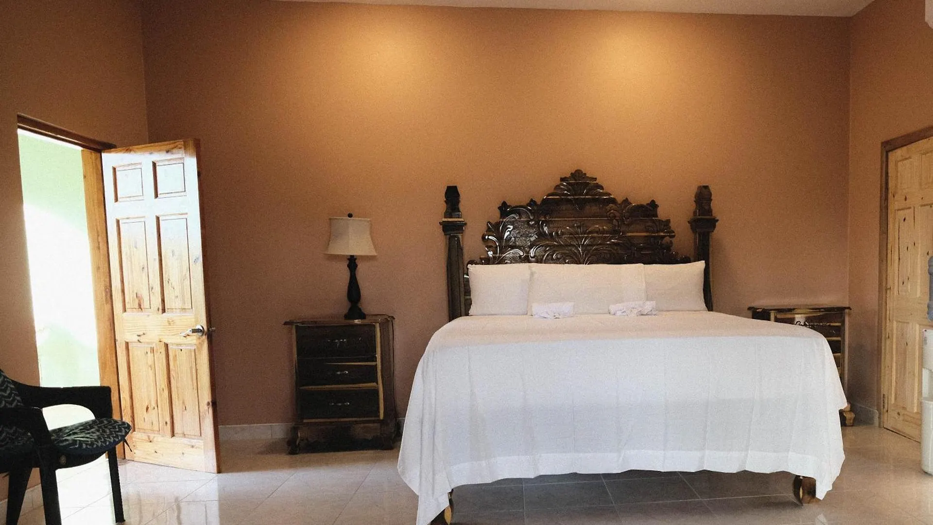 Guest house Indigo Beach Villa Black River