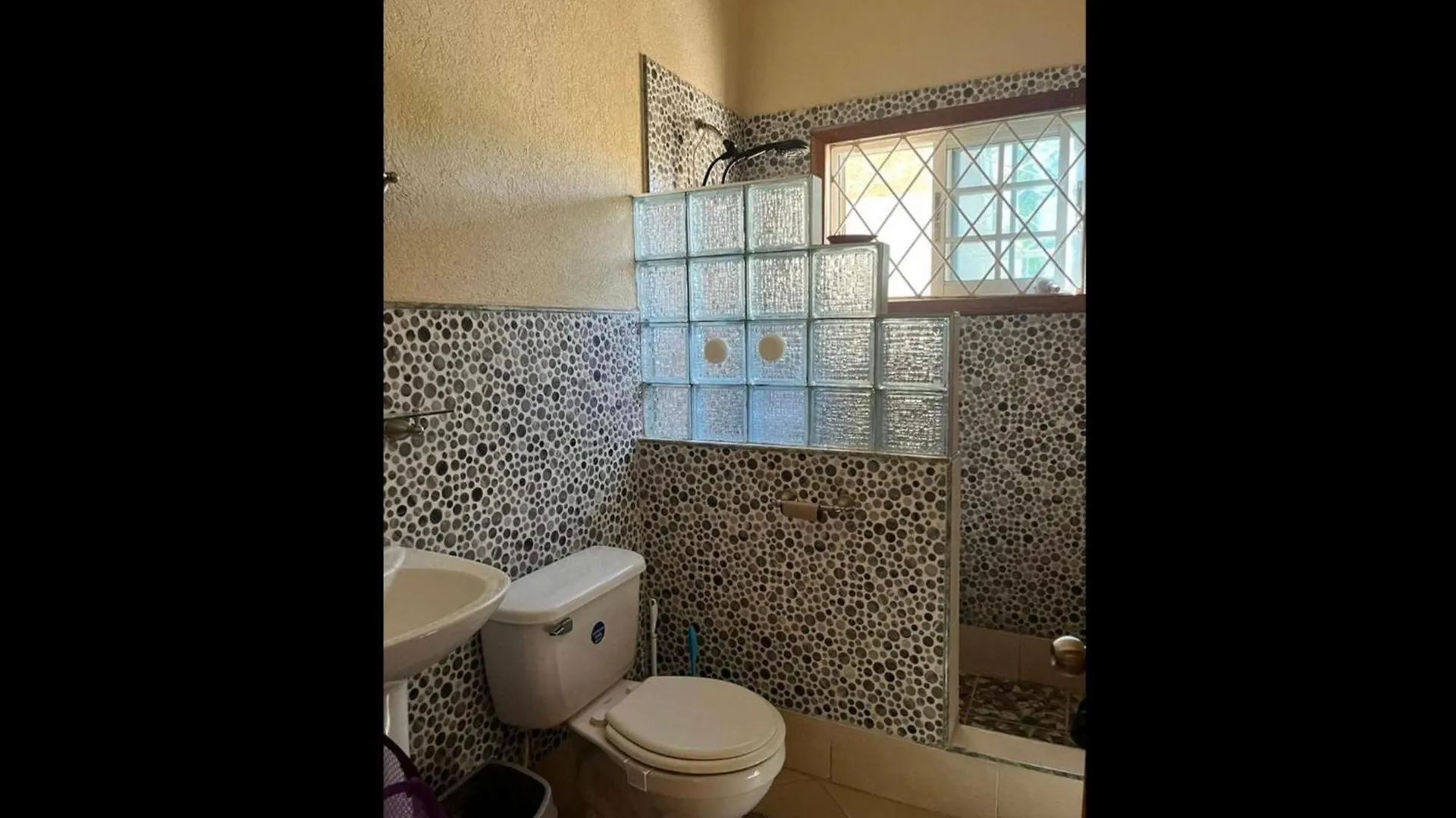 Konukevi Indigo Beach Villa Black River